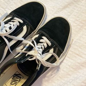 Vans Old School Black/White (size 10)